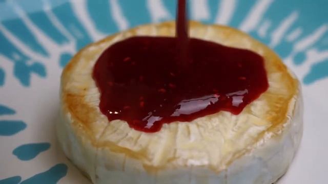 Малиново-клубничный камамбер смотреть онлайн