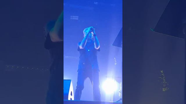 BENJAMIN BIOLAY Zénith de Paris 2/10/21 Comment est ta peine смотреть онлайн