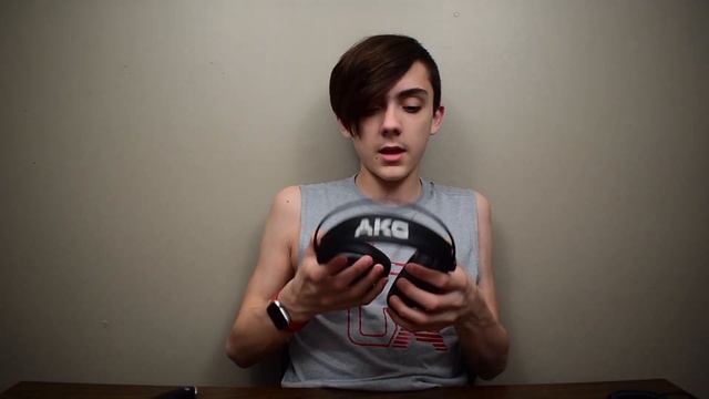 Tech Tuesday S3Ep16 | New AKG Headphones Unboxing смотреть онлайн