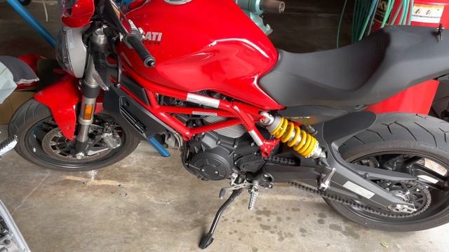 Ducati Monster 797+ initial review смотреть онлайн