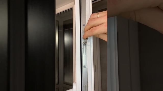 Как перевести окно в ЗИМНИЙ режим #полезныесоветы #полезно #лайфхак #рекомендации #сделайсам #сам смотреть онлайн