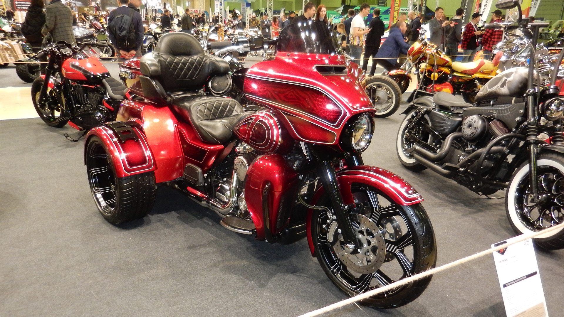 Трайк H-D TriGlide смотреть онлайн