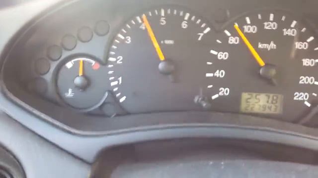 Ford focus mk1 1.6 zetec-se 0-100 km/h stock смотреть онлайн
