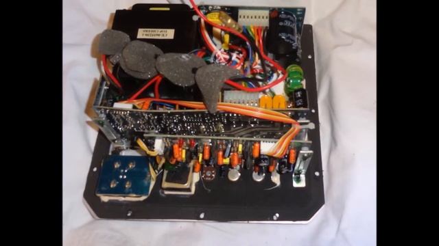 Сабвуфер Sunfire D-8 постоянно гудит, ремонт. https://youtu.be/DNaBvPgckqc смотреть онлайн