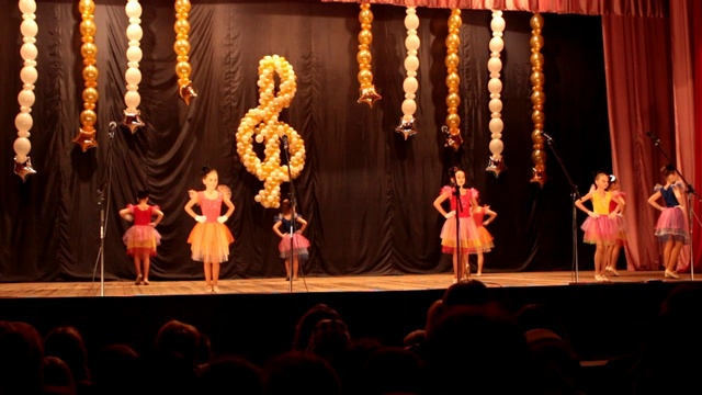 Менському будинку творчості - 80_012_1_2 смотреть онлайн