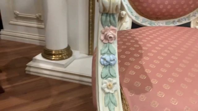 Антикварная мебель лейб-медика Императрицы Марии Фёдоровны. смотреть онлайн