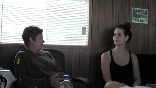 Learn to Earn: Jen Kellogg Vans Warped Tour Accountant смотреть онлайн