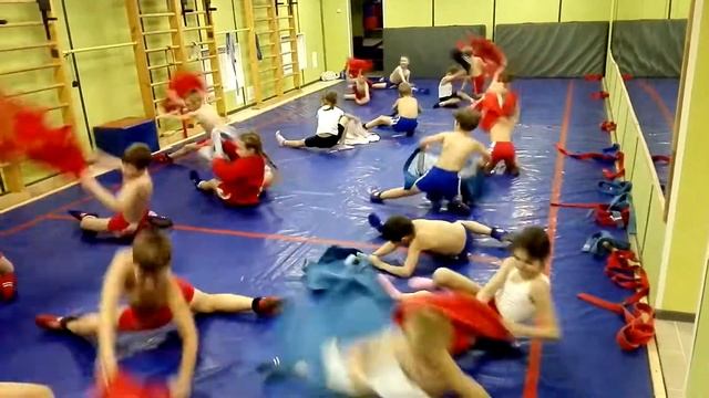 упражнение для подсада . Спорт клуб ЗОМБИР смотреть онлайн