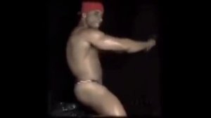 Рикардо Милос тупо флексит танцами 10 минут/Dance Ricardo Milos 10 minute