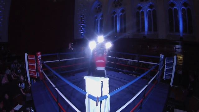 Ultra White Collar Boxing | Plymouth | Sarah Robertson VS Joop Burdett смотреть онлайн