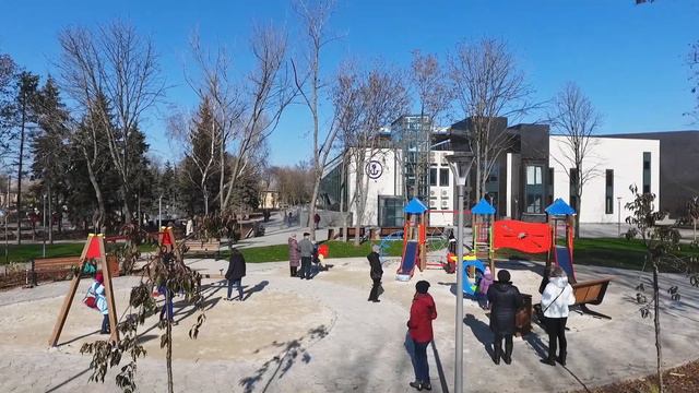 Мариуполь | Реконструкция кинотеатра "Союз" в Социальный офис "Мультицентр" смотреть онлайн