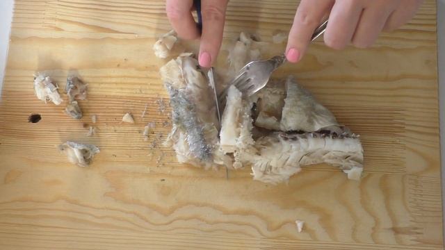 ЭТОТ САЛАТ ИЗ МИНТАЯ МАЛО КТО ЗНАЕТ. Но сделав один раз, вы его запомните навсегда. Вкуснятина. смотреть онлайн