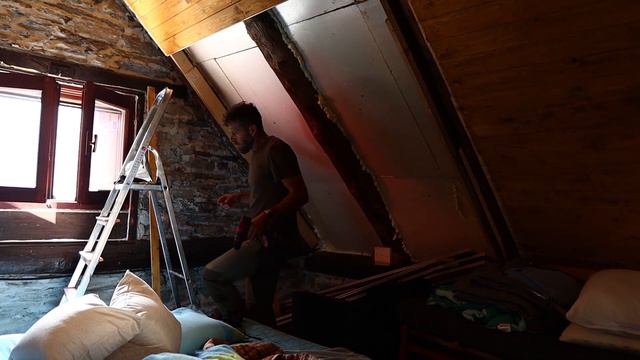 Ghiri e roditori mi stanno mangiando la baita!! Come ho isolato il sottotetto? смотреть онлайн