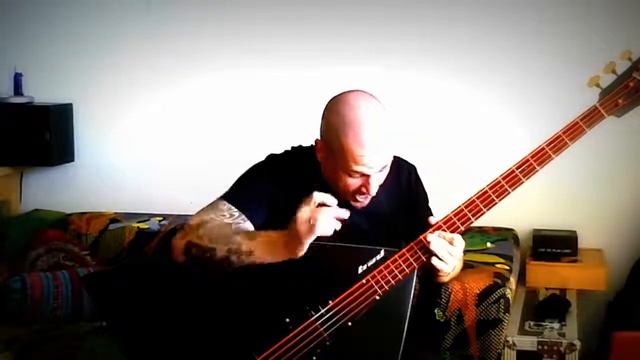 Doom³ distorted contrabass balalaika ; смотреть онлайн