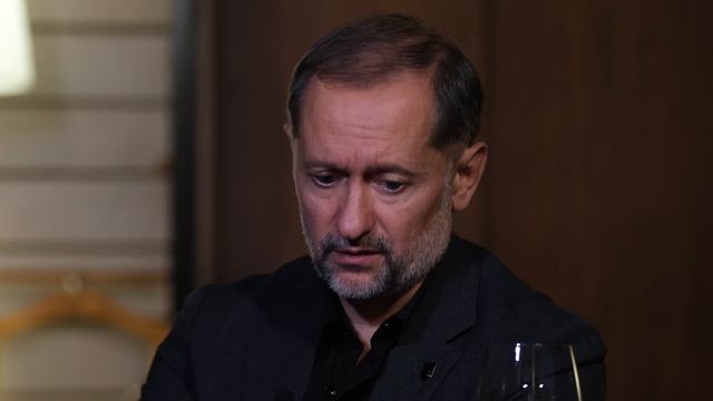 ХВИЧА - как «Рубин» увёл у «Локо» суперталанта и сколько на нем заработает (GEORGIAN SUBS) смотреть онлайн