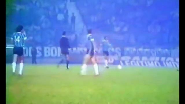 Paulo Isidoro vs São Paulo 1981 смотреть онлайн