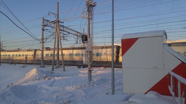 Скоростной Поезд Аллегро на жд.Переезде Белоостров смотреть онлайн