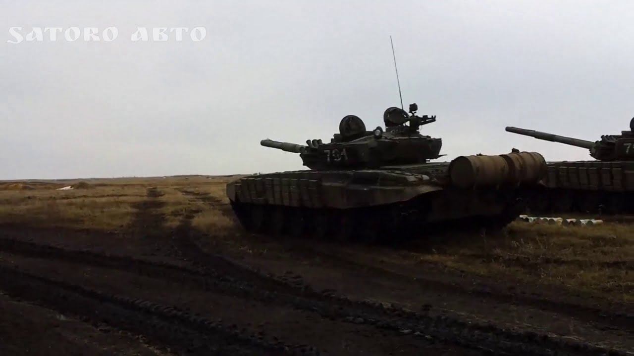 Почему после выстрела танки задирают пушку вверх? смотреть онлайн