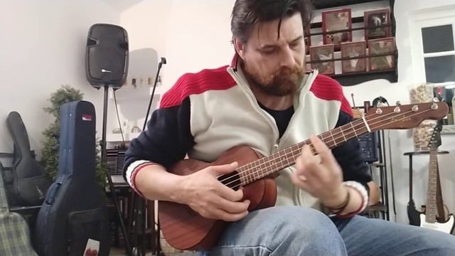 Nat King Cole - L-O-V-E (Ukulele Fingerstyle) смотреть онлайн