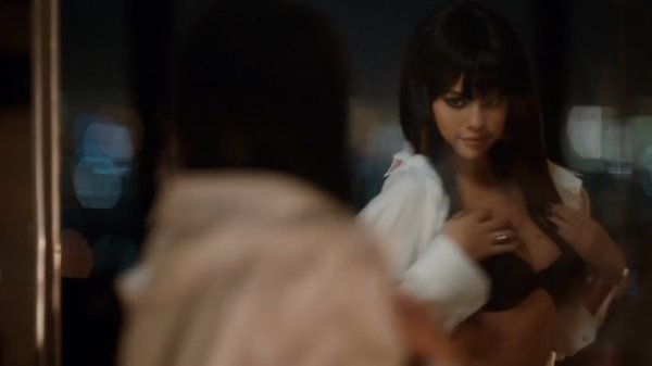 Премьера! Selena Gomez - Hands To Myself 2016