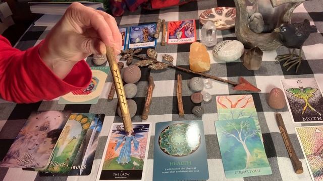 Spiritual Reading Earth Element March 2020 Tarot, Runes, Ogham смотреть онлайн
