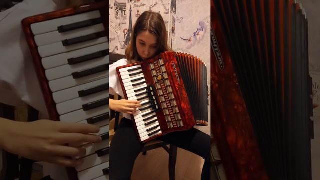 Л.Моцарт "Менуэт", "Козачок " в обр. Ризоля смотреть онлайн