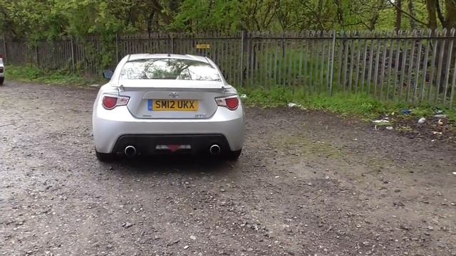 Toyota GT86 2.0 D-4S 2dr Auto U25595 смотреть онлайн