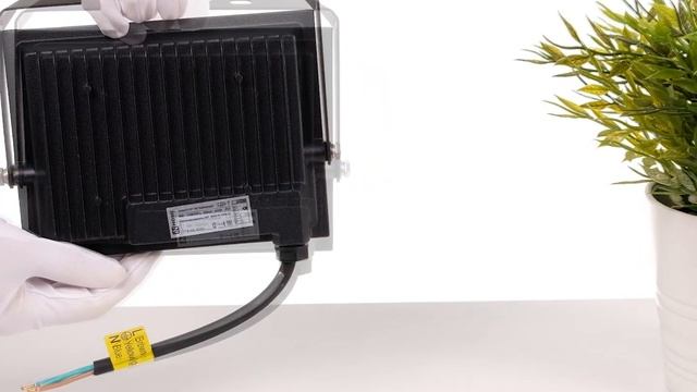 Прожектор светодиодный СДО-7 IN HOME смотреть онлайн