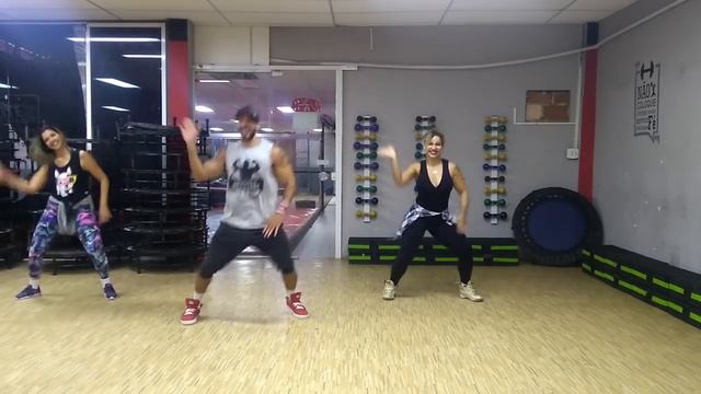 PSY - GANGNAM STYLE l Zumba Fitness Choreography l Naldo Zumba e Cia смотреть онлайн