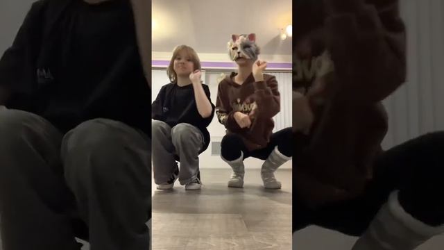 с ириской))) простите что без маски(( смотреть онлайн