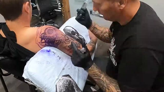 Incredible 5 HOUR sleeve TATTOO смотреть онлайн