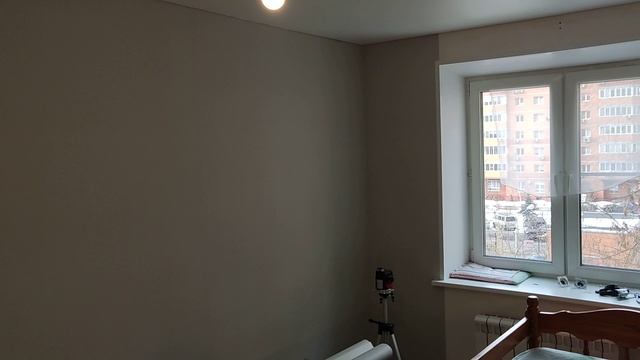 Поклеил первые три полосы обоев. Уже есть что посмотреть и сравнить. 14-15032023. Часть 4.