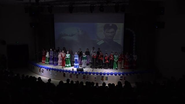 2017. Мегион. МАОУ "СОШ №9. Дружба народов. 5Б класс смотреть онлайн