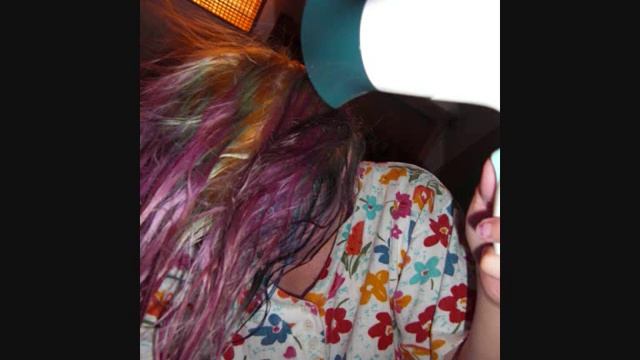 Dying my hair Blue смотреть онлайн