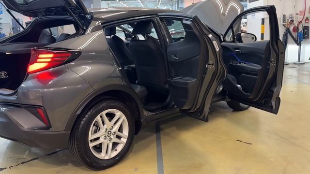 【大昌行易手車】2021 TOYOTA C-HR смотреть онлайн