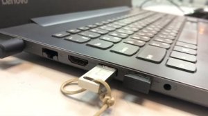 Ноутбук леново 80xv