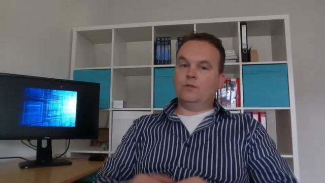PostgreSQL Interview with OptimaData Founder Martijn Wallet смотреть онлайн