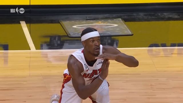 Jimmy Butler imitates Al Horford and calls a timeout for the Celtics ? Game 3 смотреть онлайн