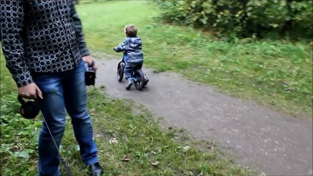 Беговел RUNBIKE! Кто бы мог подумать, что в 3 года можно так кататься! смотреть онлайн
