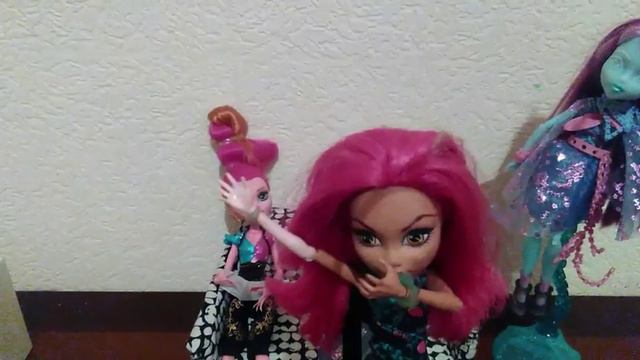 Монстер хай серия идем покупать питомца🐇🐇🐇🐇🐇 смотреть онлайн