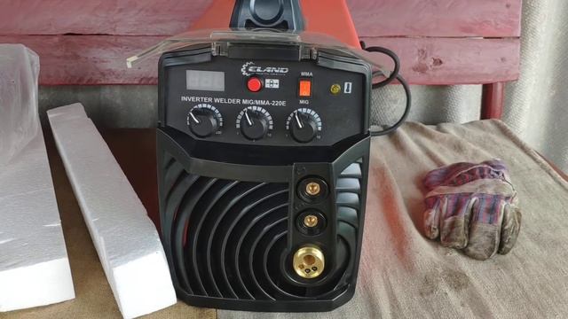 Распаковка - Сварочный аппарат Eland MIG/MMA-220E