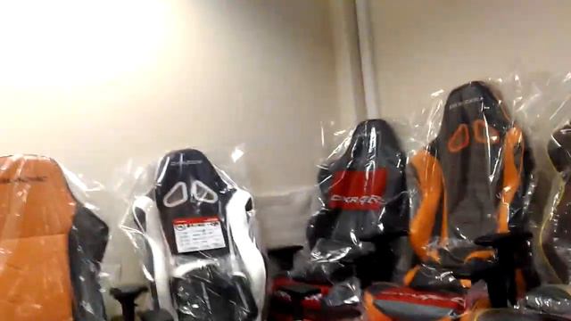 DXRacer - серия Drifting в шоу-руме RETNE.RU (СПб.) смотреть онлайн