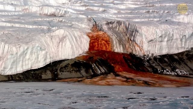 Una Strana Grotta con Scale Trovata in Antartide смотреть онлайн