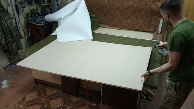 Изготовил изголовье кровати, способом наборных панелей смотреть онлайн