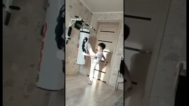 Турник 3 в 1 и груша для бокса с доставкой по Казахстану смотреть онлайн