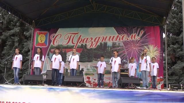 День Грязинского района 27.07.2013г. Детский вокальный ансамбль "Радуга" смотреть онлайн