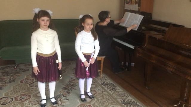 "Чешская шуточная". И.С.Бах. " Менуэт". смотреть онлайн