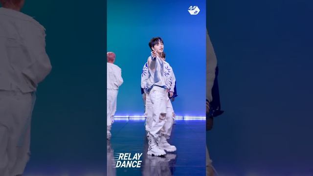 [릴레이댄스] CRAVITY(크래비티) - Groovy (4K)