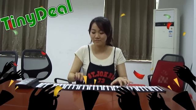 61 MIDI Soft Keyboard Piano with Speaker смотреть онлайн