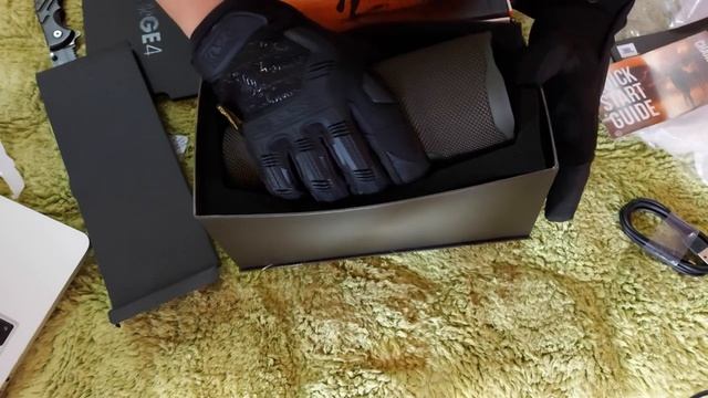 JBL Charge 4 (Forest Green) - Unboxing, Color Appreciation, Short Sound Test [4K UHD] смотреть онлайн
